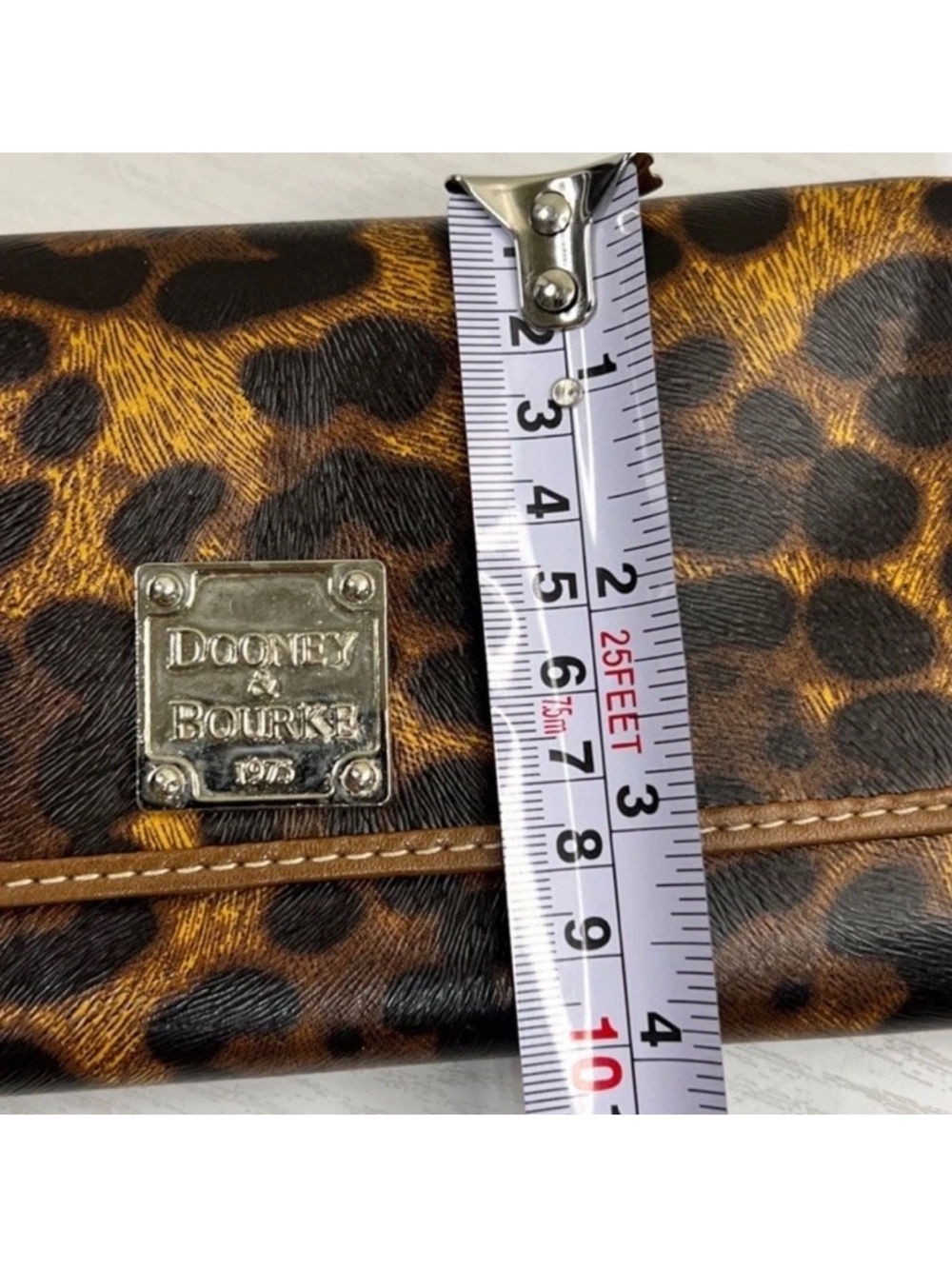 Dooney & Bourke Vintage Long Brown and Black Leopard Print Continental Wallet - Picture 3 of 6